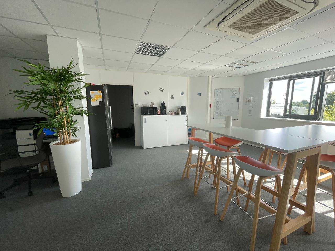 Bureau Bouguenais 330m² Location bureau Bouguenais Loire-Atlantique OLBUR2423972 2